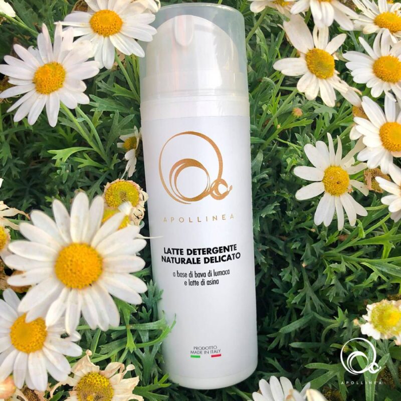 Il Latte Detergente di Apollinea è un prodotto 100% naturale, adatto per pelli sensibili. A base di Aloe Vera, Latte di Asina e Bava di Lumaca